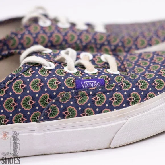 Vans Lace Up Sneaker Women's size 7.0 - Picture 11 of 15